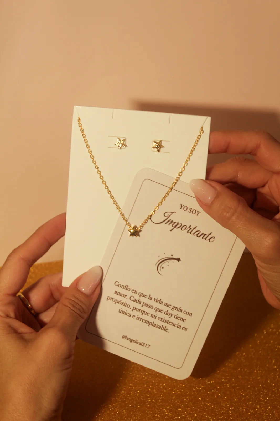 Cadena con mini estrella